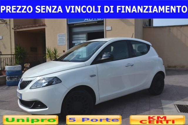 Lancia Ypsilon 1.0 HYBRID 70CV 5POSTI **PREZZO REALE**UNIPRO'** - foto 2 di 4