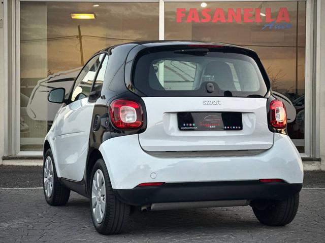 smart forTwo 70 1.0 twinamic Youngster - NO VINCOLI FINANZIARI, del 2017, 60.321 km, in vendita a Roma (RM)