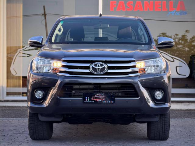 Toyota Hilux TOYOTA HILUX 2.4 D-4D DOUBLE CAB LOUNGE 4X4 - foto 3 di 4