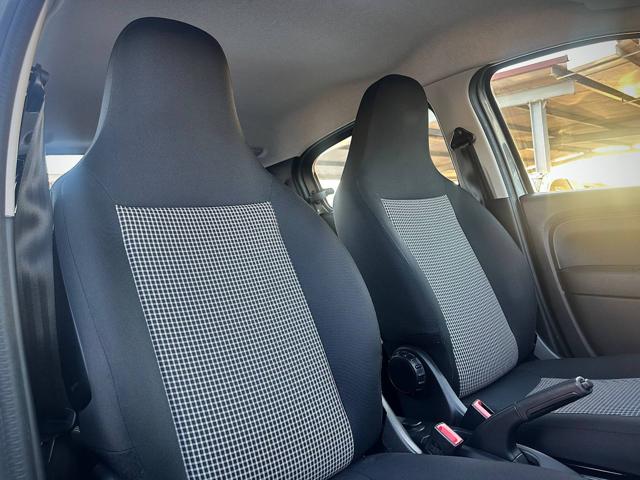 Renault Twingo SCe 1.0 - UNIPRO' - NO VINCOLI FINANZIARI, del 2020, 49.606 km, in vendita a Roma (RM)