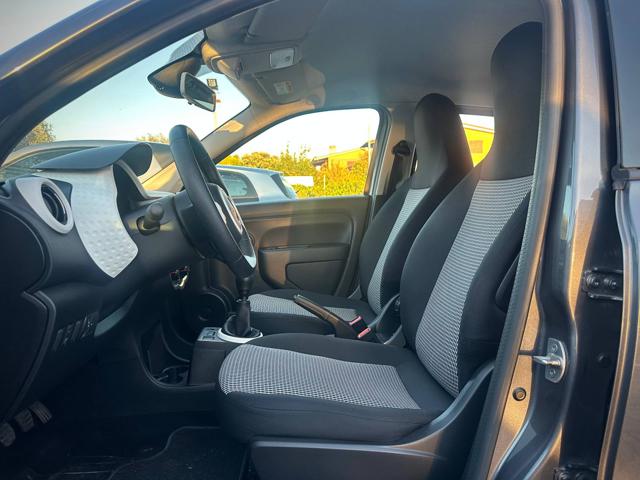 Renault Twingo SCe 1.0 - UNIPRO' - NO VINCOLI FINANZIARI, del 2020, 49.606 km, in vendita a Roma (RM)