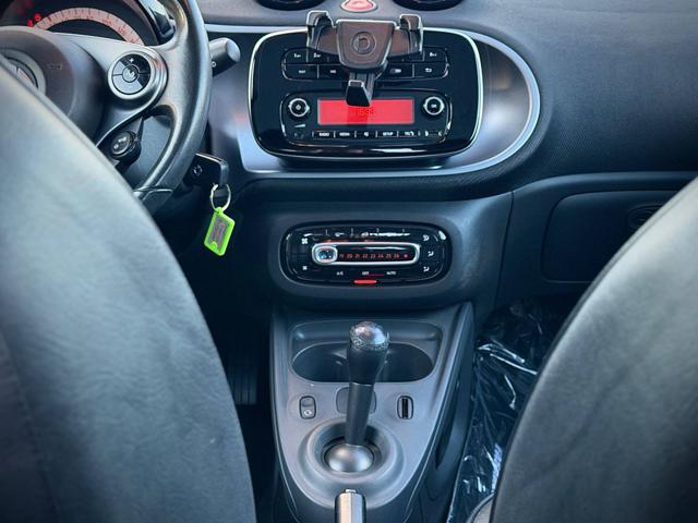 smart forTwo 70 1.0 twinamic Passion - NO VINCOLI, del 2019, 98.722 km, in vendita a Roma (RM)