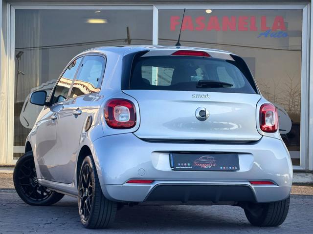 smart forFour 70 1.0 twinamic Superpassion - AZIENDALE usato a ROMA
