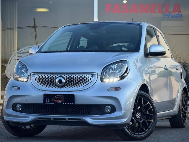 smart forFour 70 1.0 twinamic Superpassion - AZIENDALE, del 2019, 59.896 km, in vendita a Roma (RM)