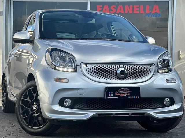 smart forFour 70 1.0 twinamic Superpassion usato a ROMA