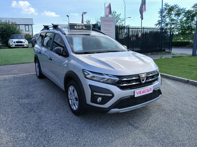 Dacia Jogger 1.0 TCe GPL 100 CV 5 posti Essential - foto 2 di 11