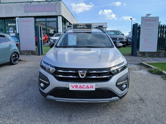 Dacia Jogger 1.0 TCe GPL 100 CV 5 posti Essential - foto 3 di 11