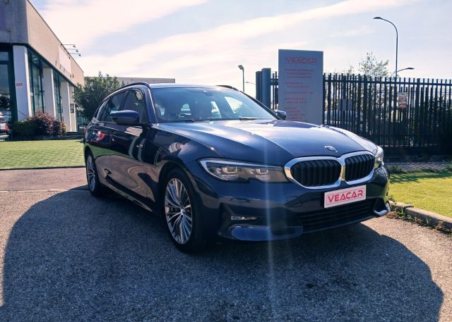 BMW 330 d xDrive Touring AUTOM.Luxury KM89.000 UNICO PROPR - foto 2 di 4