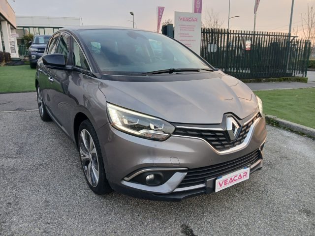 Renault Scenic Blue dCi 120 CV EDC Intens Automatica - foto 2 di 4