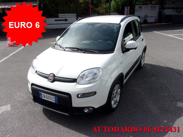 Fiat Panda 1.0 FireFly S&S Hybrid City Life - foto 2 di 4