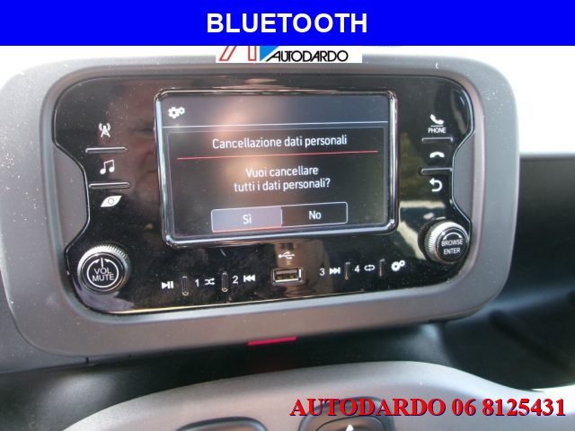 Fiat Panda 1.0 FireFly S&S Hybrid City Life - foto 2 di 4