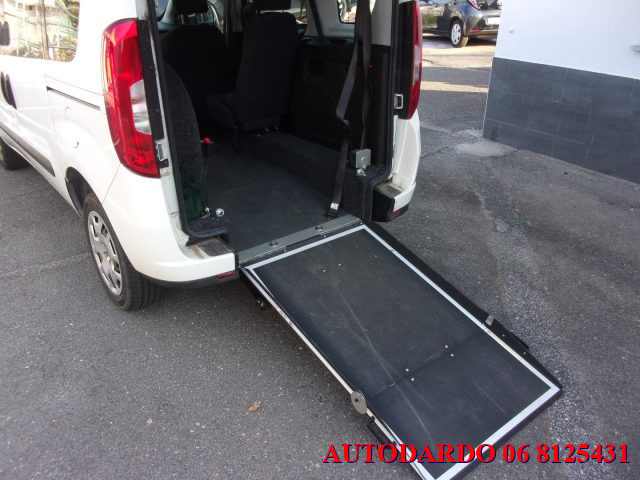 Fiat Doblo Doblò 1.4 T-Jet 16V x DISABILI carrozzina - foto 2 di 4