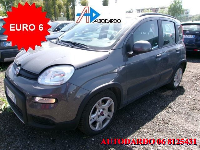 Fiat Panda 1.0 FireFly S&S Hybrid City Life usato a ROMA