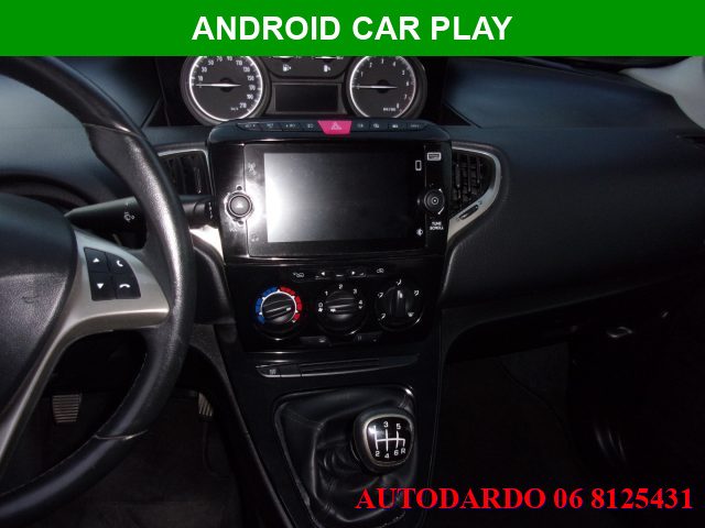 Lancia Ypsilon 1.0 FireFly 5 porte S&S Hybrid Gold - foto 2 di 4