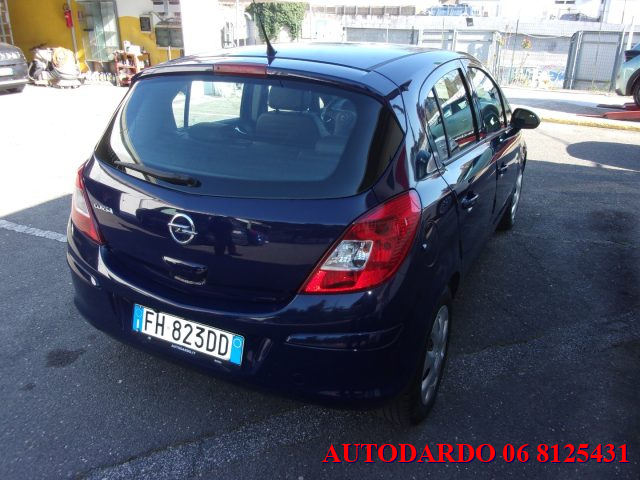 Opel Corsa 1.2 5 porte Ecotec - foto 3 di 4
