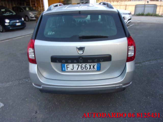 Dacia Logan MCV 0.9 TCe 12V 90CVLaur�ate GPL - foto 4 di 4