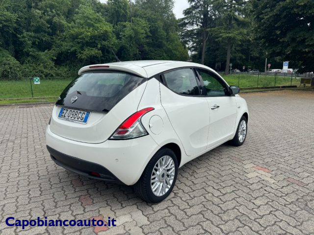 Lancia Ypsilon 1.3 MJT 16V 95 CV 5 porte Gold - foto 4 di 4
