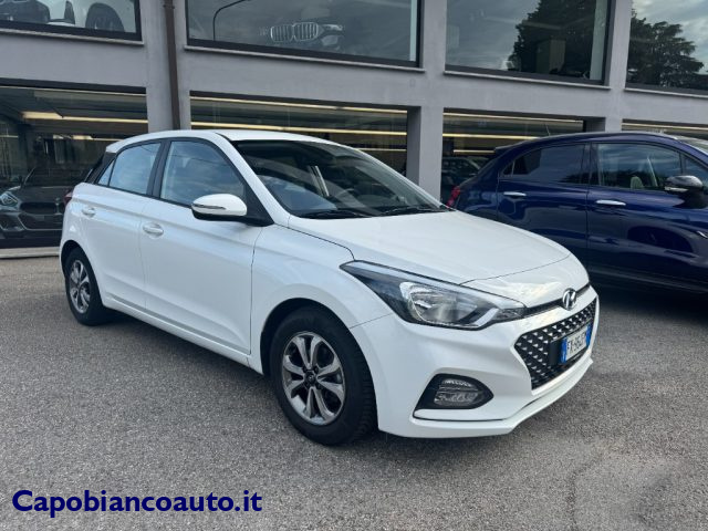 Hyundai i20 1.2 5 porte Connectline+Apple car play/android+cam - foto 3 di 4