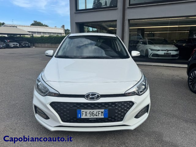 Hyundai i20 1.2 5 porte Connectline+Apple car play/android+cam - foto 2 di 4