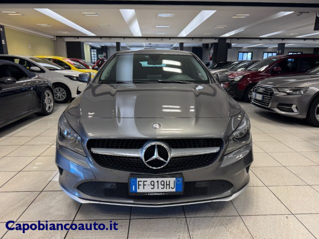Mercedes-Benz CLA 180 d S.W. Automatic Business EURO6b - foto 2 di 4