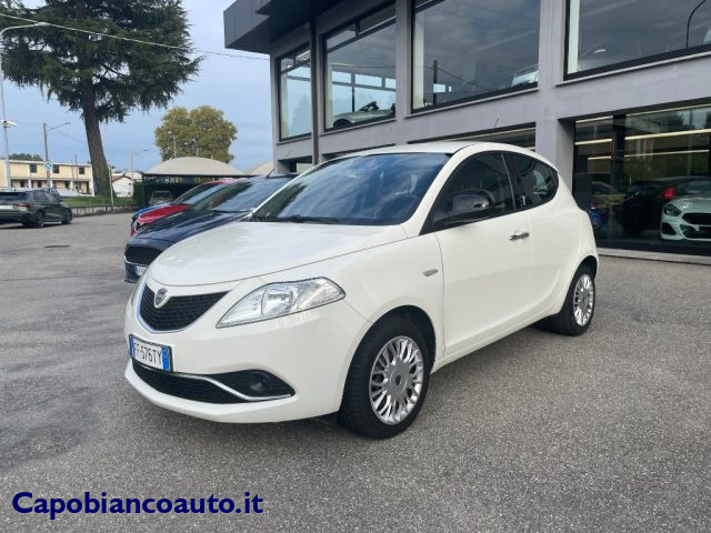 Lancia Ypsilon 1.2 69 CV 5 porte Gold, del 2017, 127.300 km, in vendita a Arsago Seprio (VA)