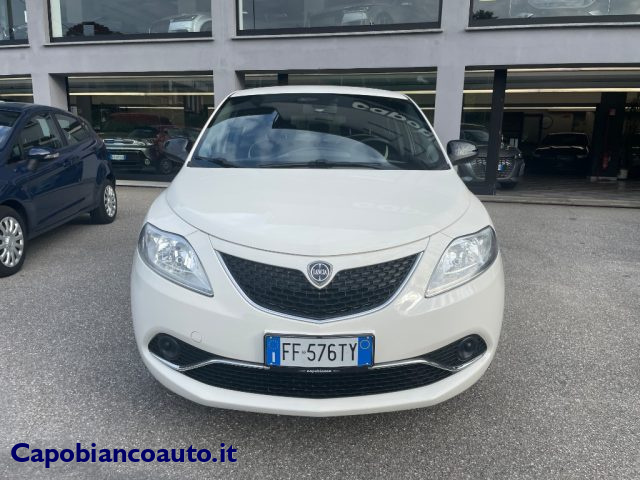 Lancia Ypsilon 1.2 69 CV 5 porte Gold - foto 2 di 4