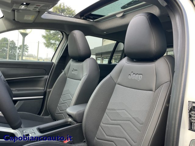 Jeep Avenger 1.2 Turbo MHEV SUMMIT+BICOLOR+TETTO+INF.&CONV PACK, del 2025, 1 km, in vendita a Arsago Seprio (VA)