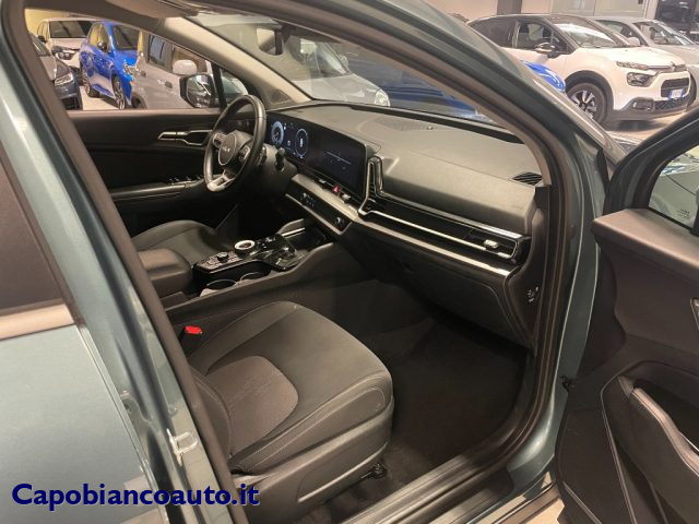 Kia Sportage 1.6 TGDi HEV AT Style 210CV--UNICO PROPRIETARIO, del 2024, 19.200 km, in vendita a Arsago Seprio (VA)