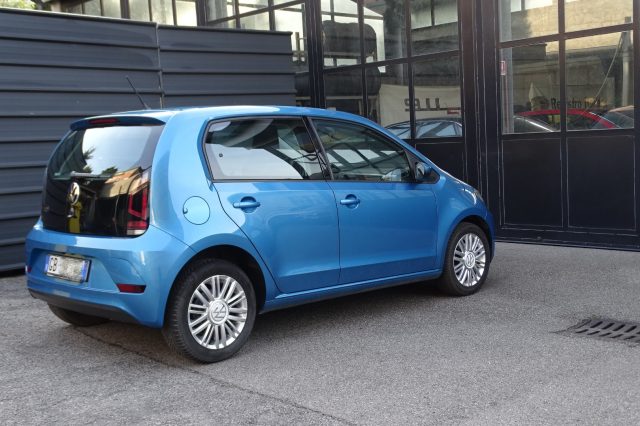 Volkswagen up! 1.0 5p. move up! BlueMotion Technology usato a CALOLZIOCORTE