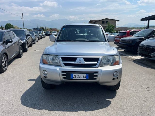 Mitsubishi Pajero 3.2 16V DI-D 5p. aut. Intense - foto 2 di 4