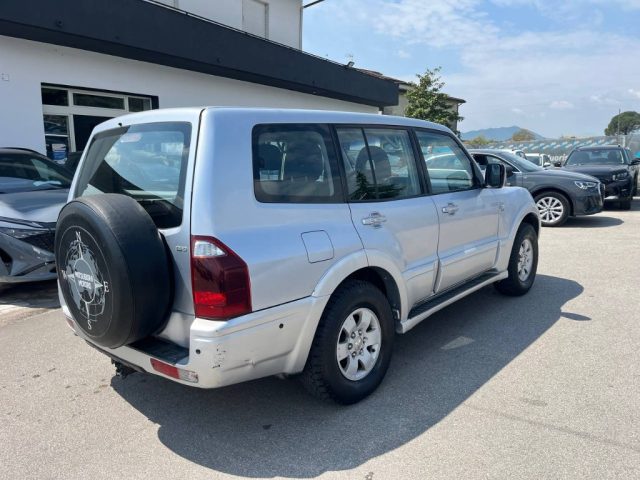 Mitsubishi Pajero 3.2 16V DI-D 5p. aut. Intense - foto 3 di 4