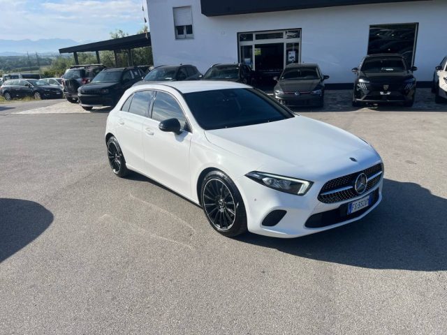 Mercedes-Benz A 180 d Automatic Premium - foto 3 di 4
