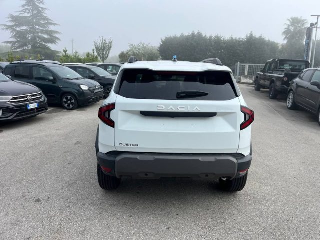Dacia Duster Eco-G 120 CV Journey - foto 4 di 4