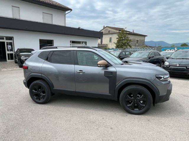 Dacia Duster Eco-G 120 CV Extreme - foto 2 di 4