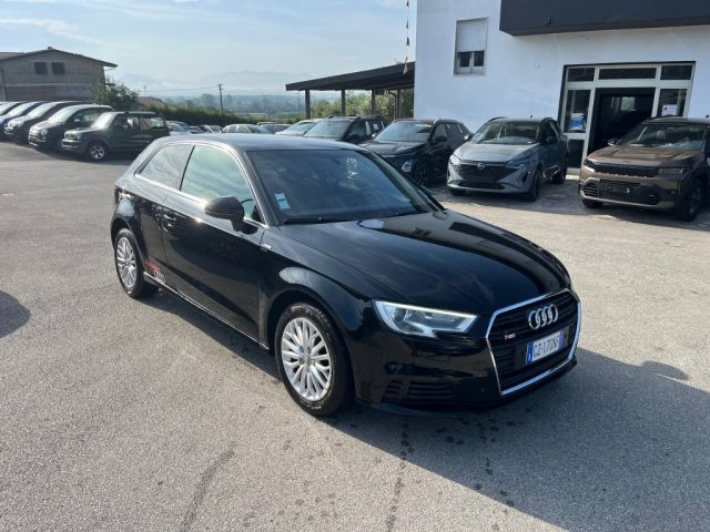 Audi A3 1.0 TFSI Sport - foto 2 di 4