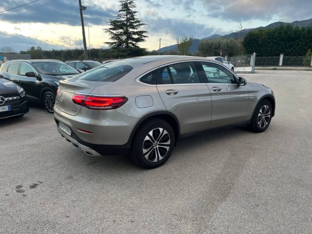 Mercedes-Benz GLC 220 d 4Matic Coupé Premium - foto 3 di 4