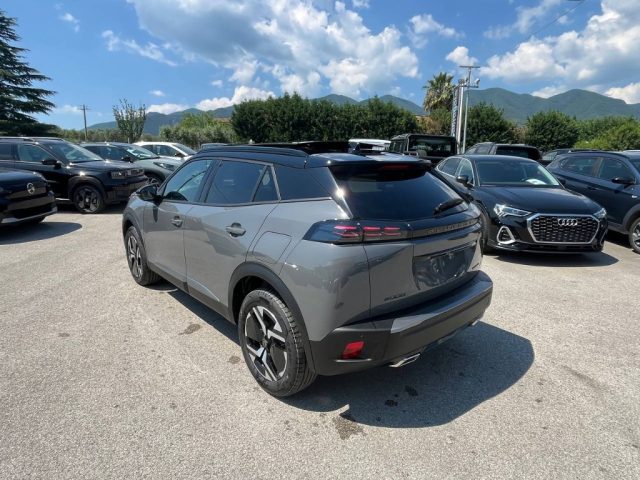 Peugeot 2008 Hybrid 145 e-DCS6 GT - foto 4 di 4