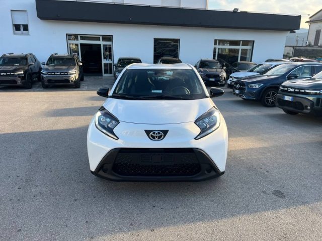 Toyota Aygo X 1.0 VVT-i 72 CV 5 porte Active - foto 2 di 4