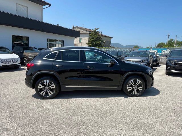 Mercedes-Benz GLA 200 d Automatic Progressive Advanced Plus - foto 4 di 4