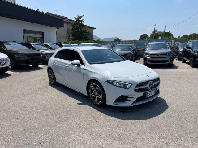 Mercedes-Benz A 180 d Sport AMG - foto 3 di 4