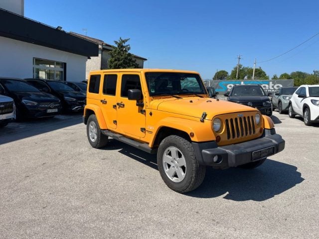 Jeep Wrangler Unlimited 3.6 V6 Sahara Auto, del 2012, in vendita a Alife (CE)