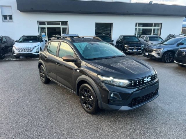 Dacia Sandero Stepway Eco-G 120 CV Extreme - foto 3 di 4