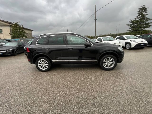 Volkswagen Touareg 3.0 TDI tiptronic BlueMotion Technology - foto 2 di 4