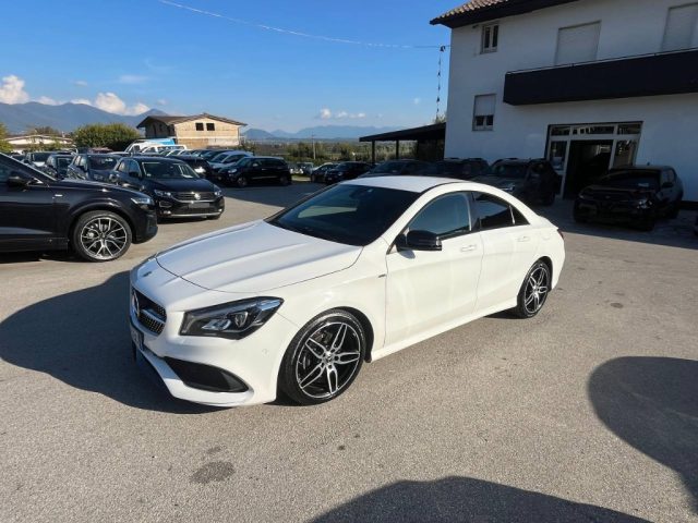 Mercedes-Benz CLA 200 d Automatic Sport AMG - foto 4 di 4