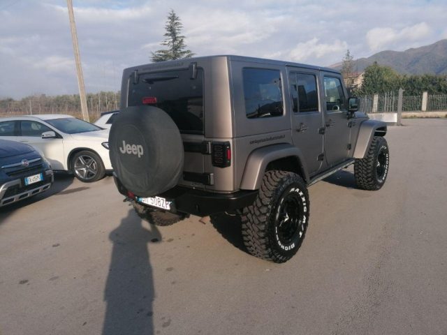 Jeep Wrangler Unlimited 2.8 CRD DPF Sahara - foto 2 di 4