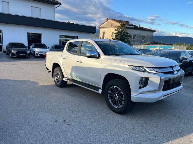 Mitsubishi L200 2.4 DI-D/154CV Double Cab Intense Navi - foto 3 di 4