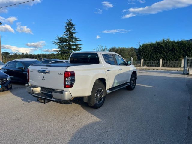 Mitsubishi L200 2.4 DI-D/154CV Double Cab Intense Navi - foto 2 di 4