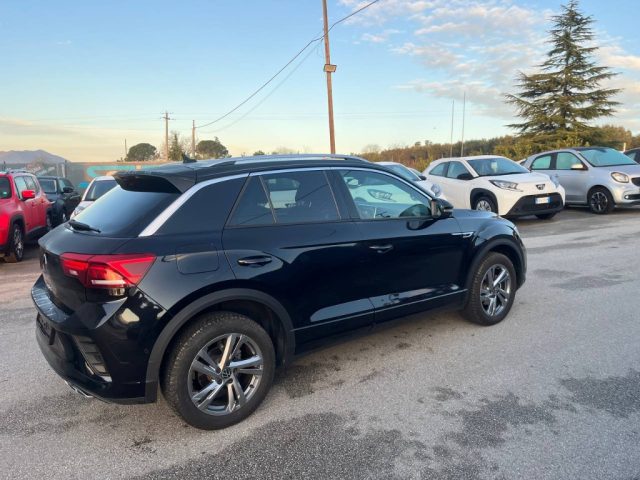 Volkswagen T-Roc 1.0 TSI R-Line - foto 2 di 4