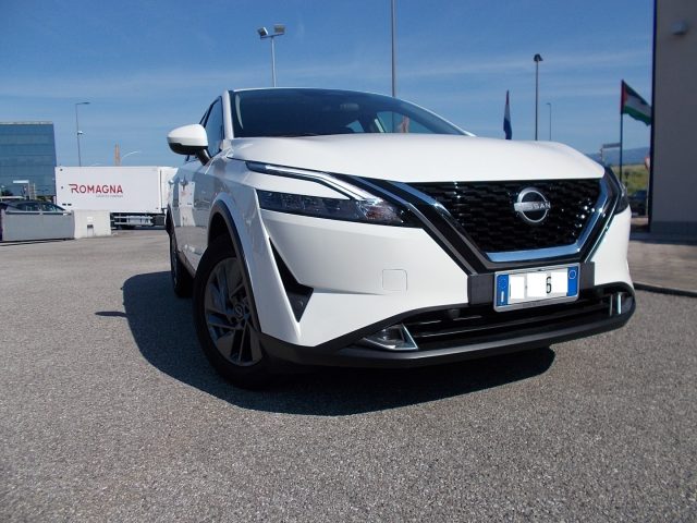 Nissan Qashqai MHEV 158 CV Xtronic Business - foto 4 di 4