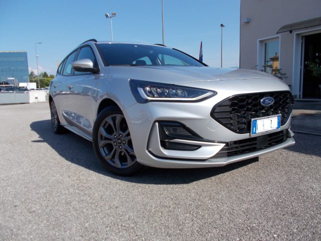 Ford Focus 1.0 EcoBoost Hybrid 125CV Powershift SW ST-Line De usato a SAN VENDEMIANO